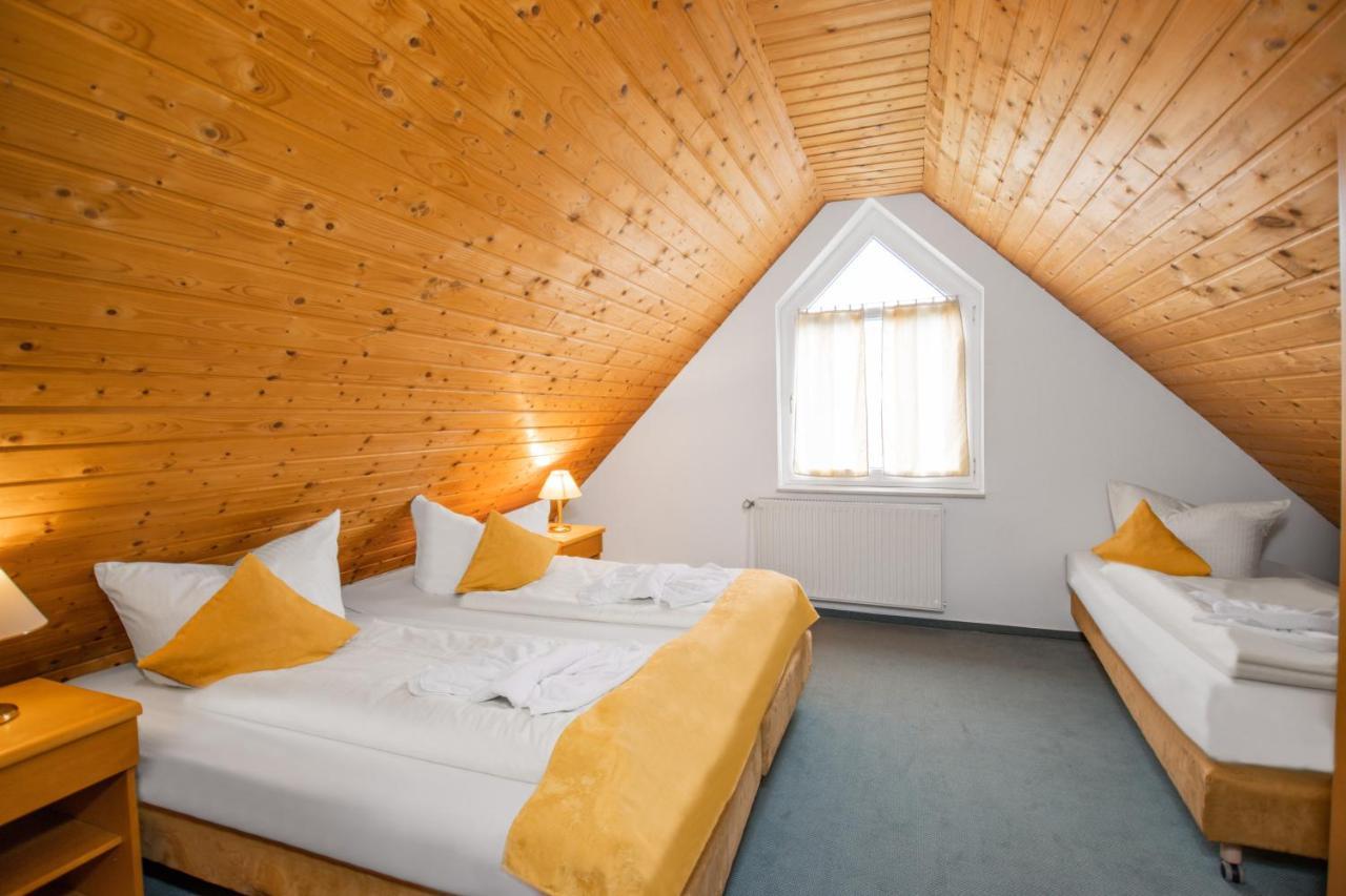 Hotel garni Zwickau-Mosel Mülsen Zewnętrze zdjęcie